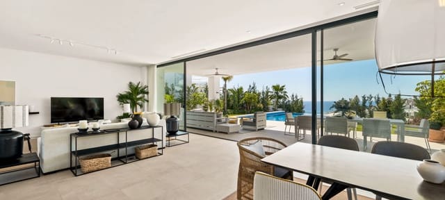 5 bedroom Villa for sale in Cabopino, Marbella with pool garage - € 2,650,000 (Ref: 6791809)