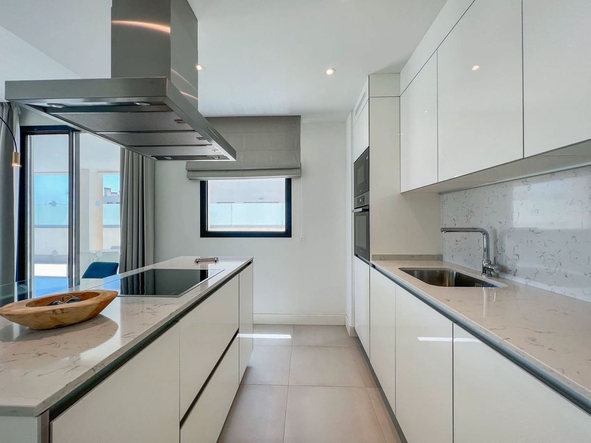 2 sypialnia Apartament na sprzedaż w Mijas Costa z basenem garażem - 549 000 € (Ref: 6960774)