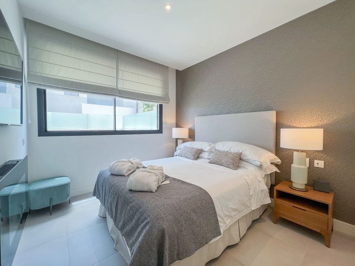 2 sypialnia Apartament na sprzedaż w Mijas Costa z basenem garażem - 549 000 € (Ref: 6960774)