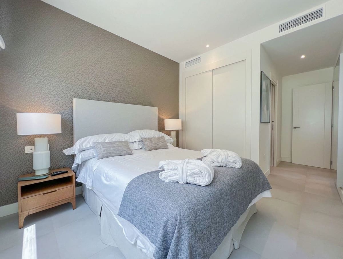 2 sypialnia Apartament na sprzedaż w Mijas Costa z basenem garażem - 549 000 € (Ref: 6960774)