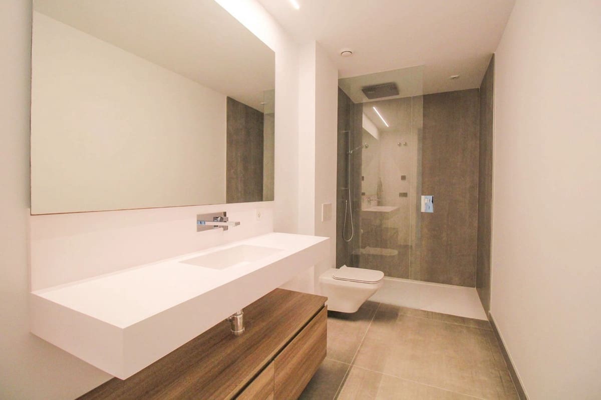 Casa de 5 habitaciones en Estepona en venta con piscina garaje - 2.000.000 € (Ref: 6980243)