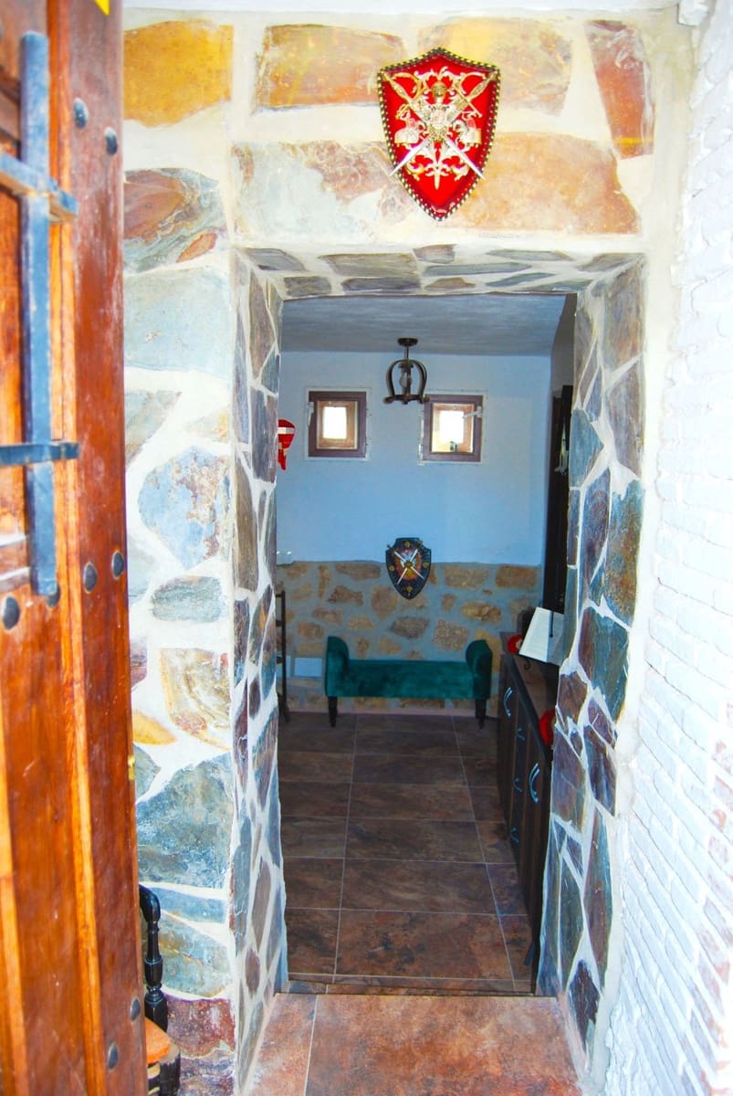 2 soverom Kommersiell til salgs i Gibralgalia - € 190 000 (Ref: 7023488)