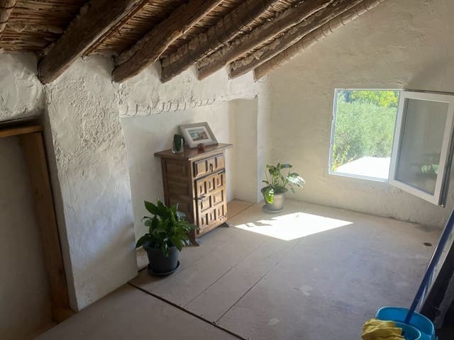 3 slaapkamer Finca/Landhuis te koop in Lucena met garage - € 101.500 (Ref: 7043305)