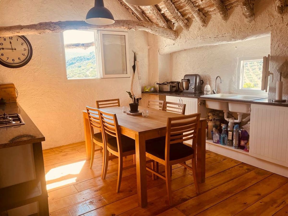 3 soverom Finca/Herregård til salgs i Lucena med garasje - € 101 500 (Ref: 7043305)