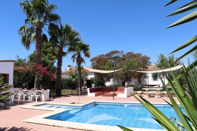 15 soveværelse Hotel til salg i Ecija med swimmingpool garage - € 1.200.000 (Ref: 7065262)