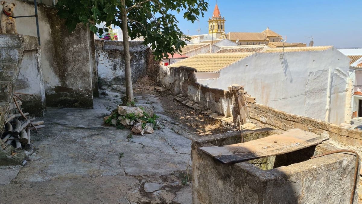 4 soverom Hus til salgs i Teba - € 74 500 (Ref: 7144972)