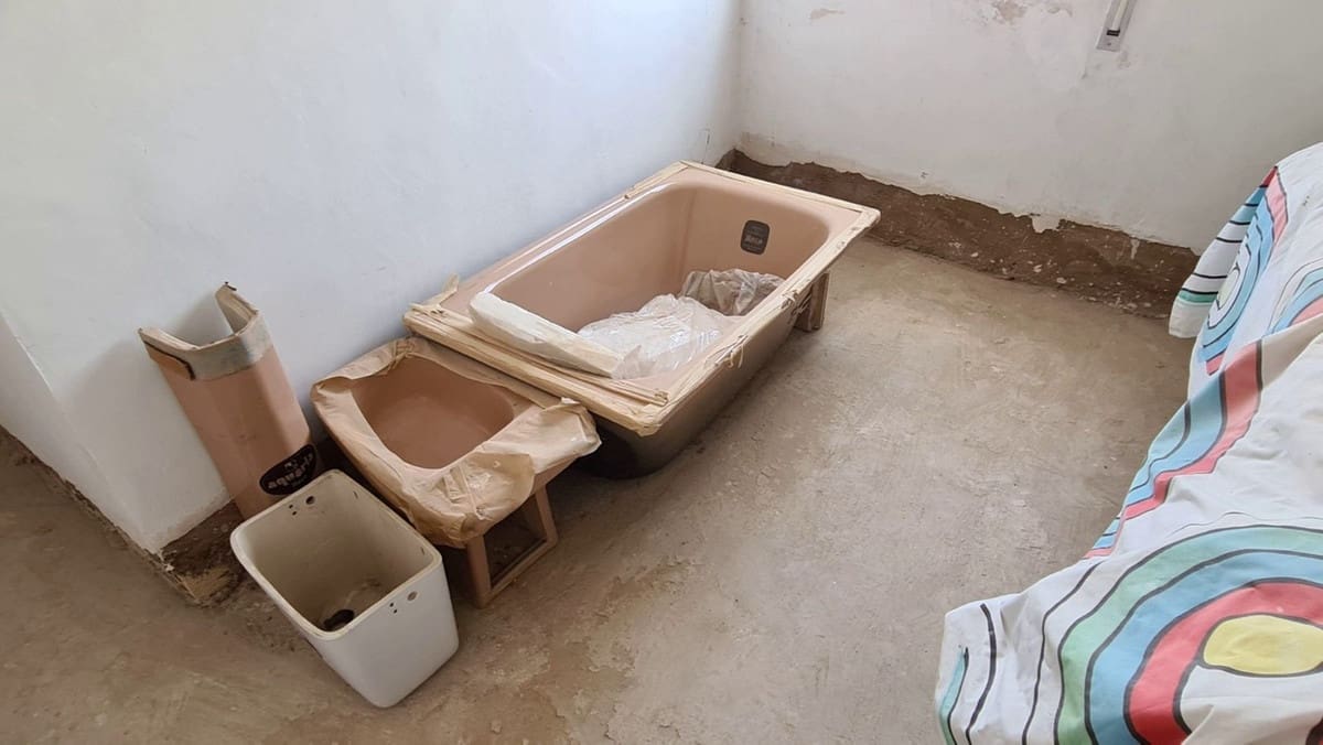 5 slaapkamer Appartement te koop in Teba - € 74.500 (Ref: 7144973)