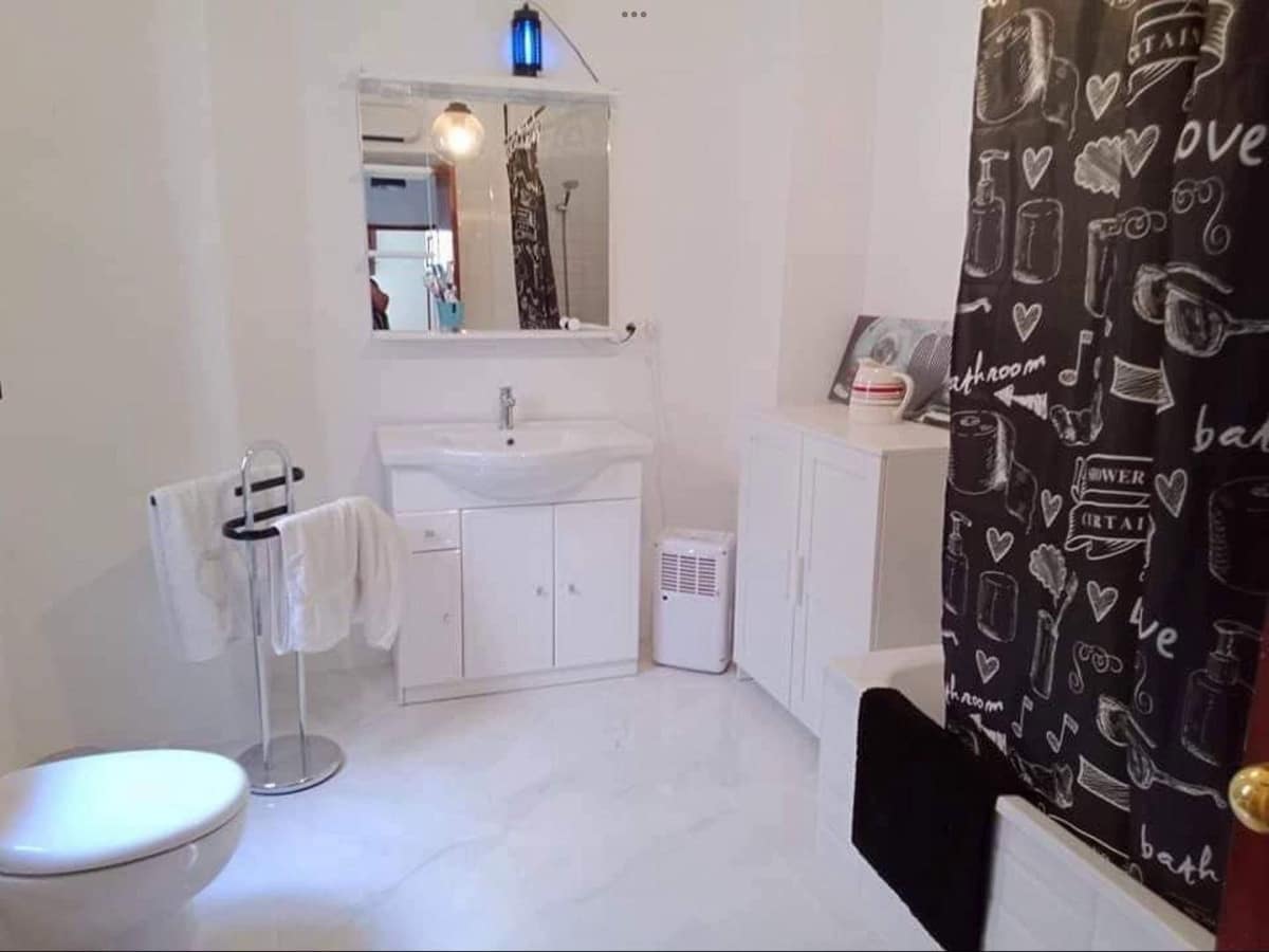 Casa de 3 habitaciones en Alozaina en venta - 130.000 € (Ref: 7422773)