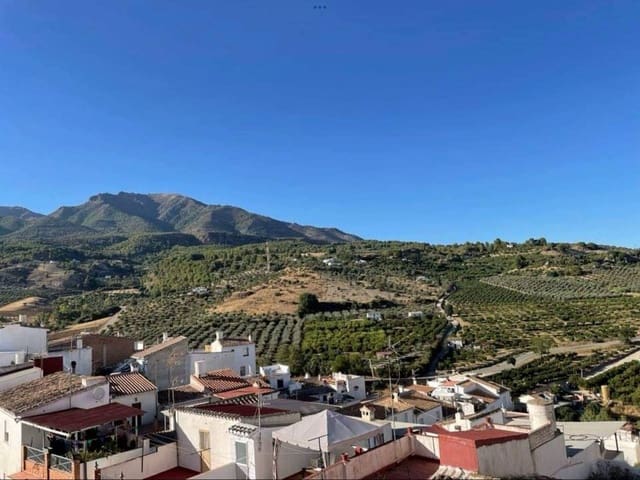 Casa de 3 habitaciones en Alozaina en venta - 130.000 € (Ref: 7422773)