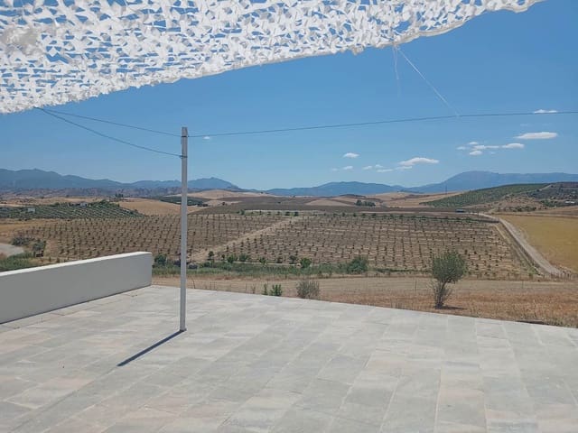 4 chambre Finca/Maison de Campagne à vendre à Coín avec garage - 350 000 € (Ref: 7444640)