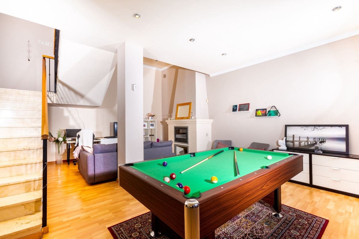 4 soverom Hus til salgs i Fuengirola med svømmebasseng garasje - € 424 500 (Ref: 7448408)