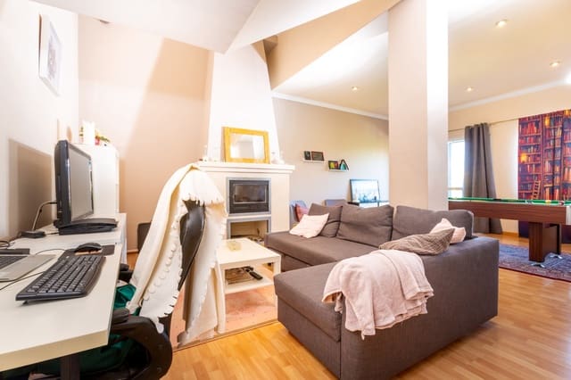 4 soverom Hus til salgs i Fuengirola med svømmebasseng garasje - € 424 500 (Ref: 7448408)