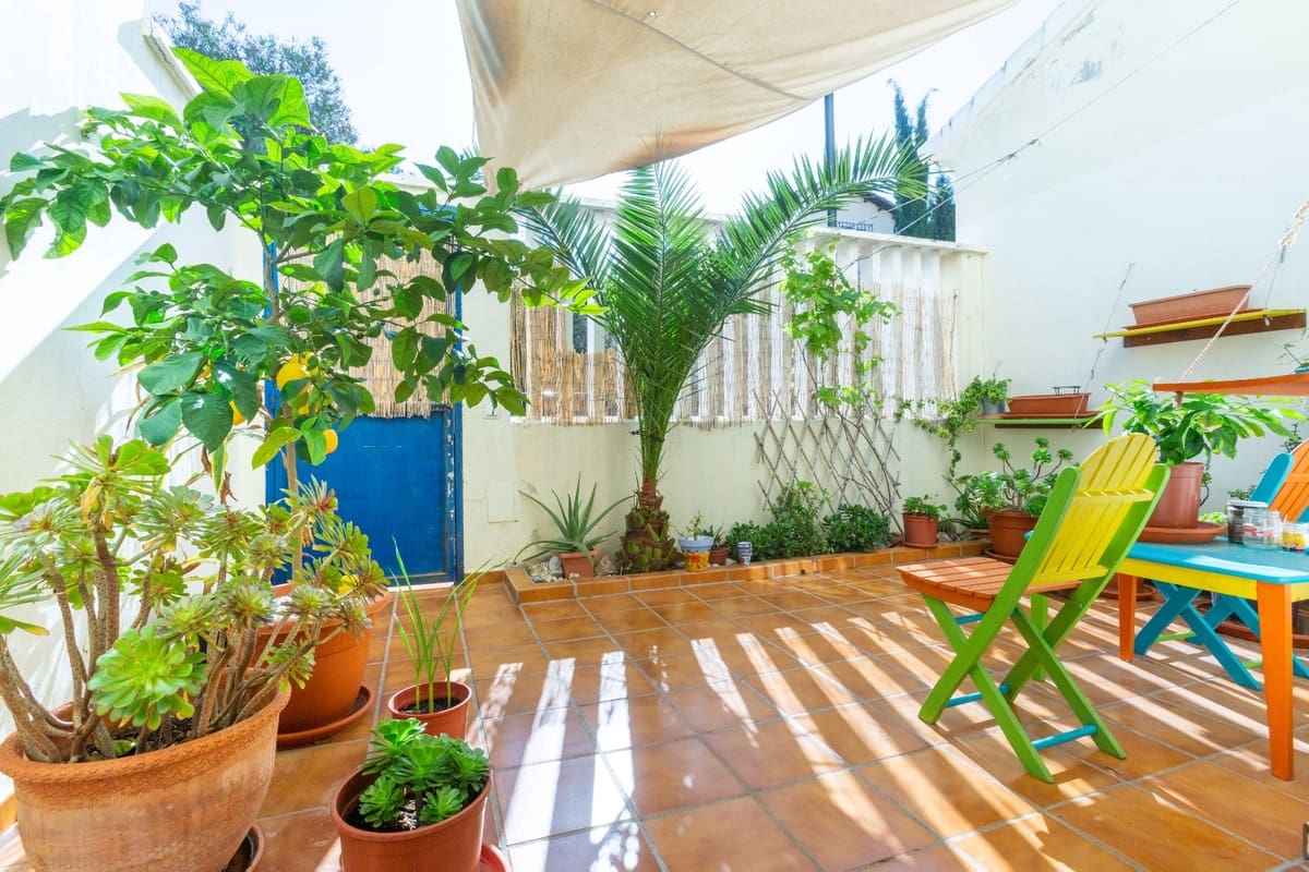 4 bedroom Townhouse for sale in Fuengirola with pool garage - € 424,500 (Ref: 7448408)