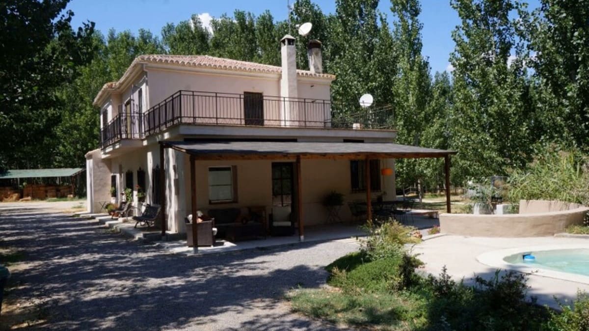 7 chambre Finca/Maison de Campagne à vendre à Guadix avec piscine garage - 349 000 € (Ref: 7467059)