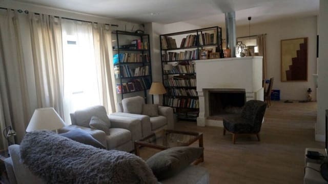 7 soverom Kommersiell til salgs i Guadix med svømmebasseng garasje - € 395 000 (Ref: 7467060)