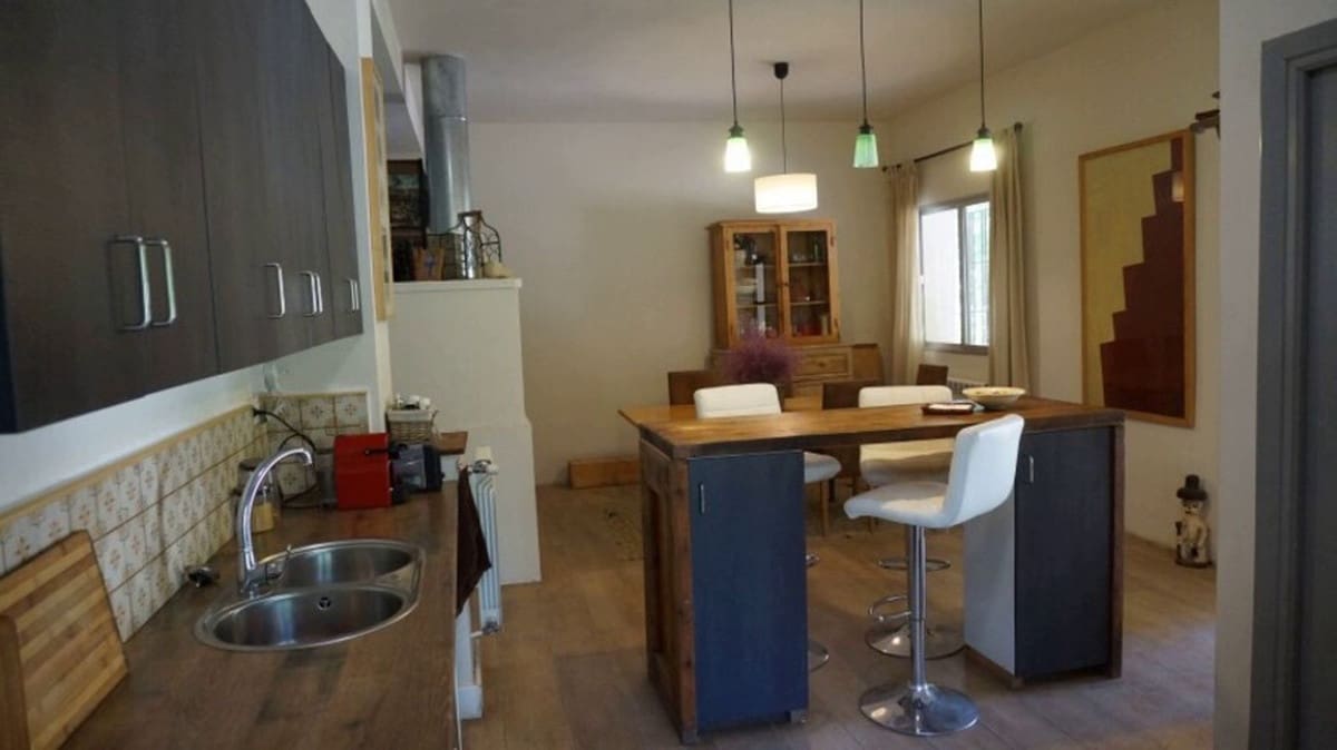 7 soveværelse Erhverv til salg i Guadix med swimmingpool garage - € 349.000 (Ref: 7467060)