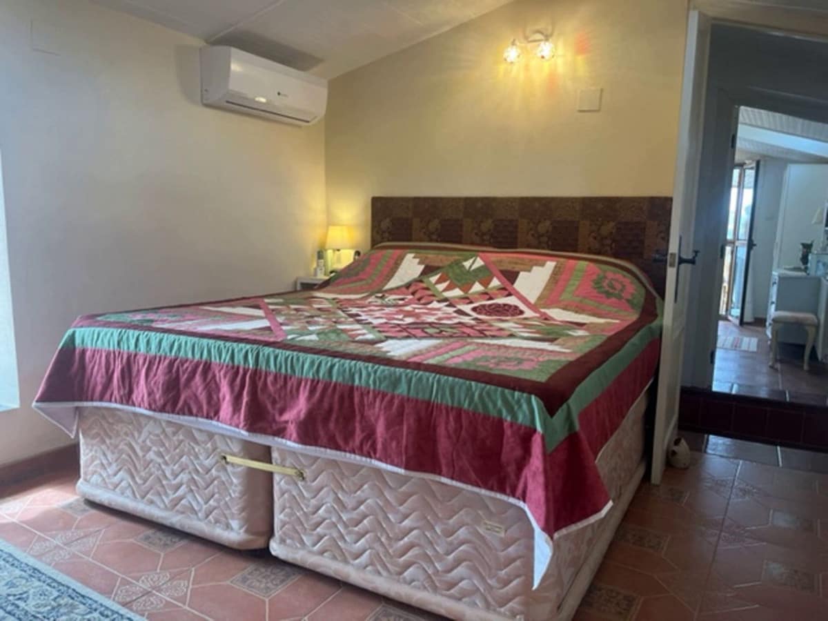 6 camera da letto Hotel in vendita in Iznajar con piscina garage - 399.000 € (Rif: 7687636)