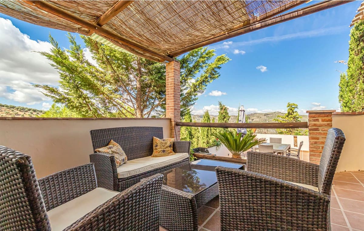 5 soveværelse Hotel til salg i Iznajar med swimmingpool garage - € 560.000 (Ref: 7692376)