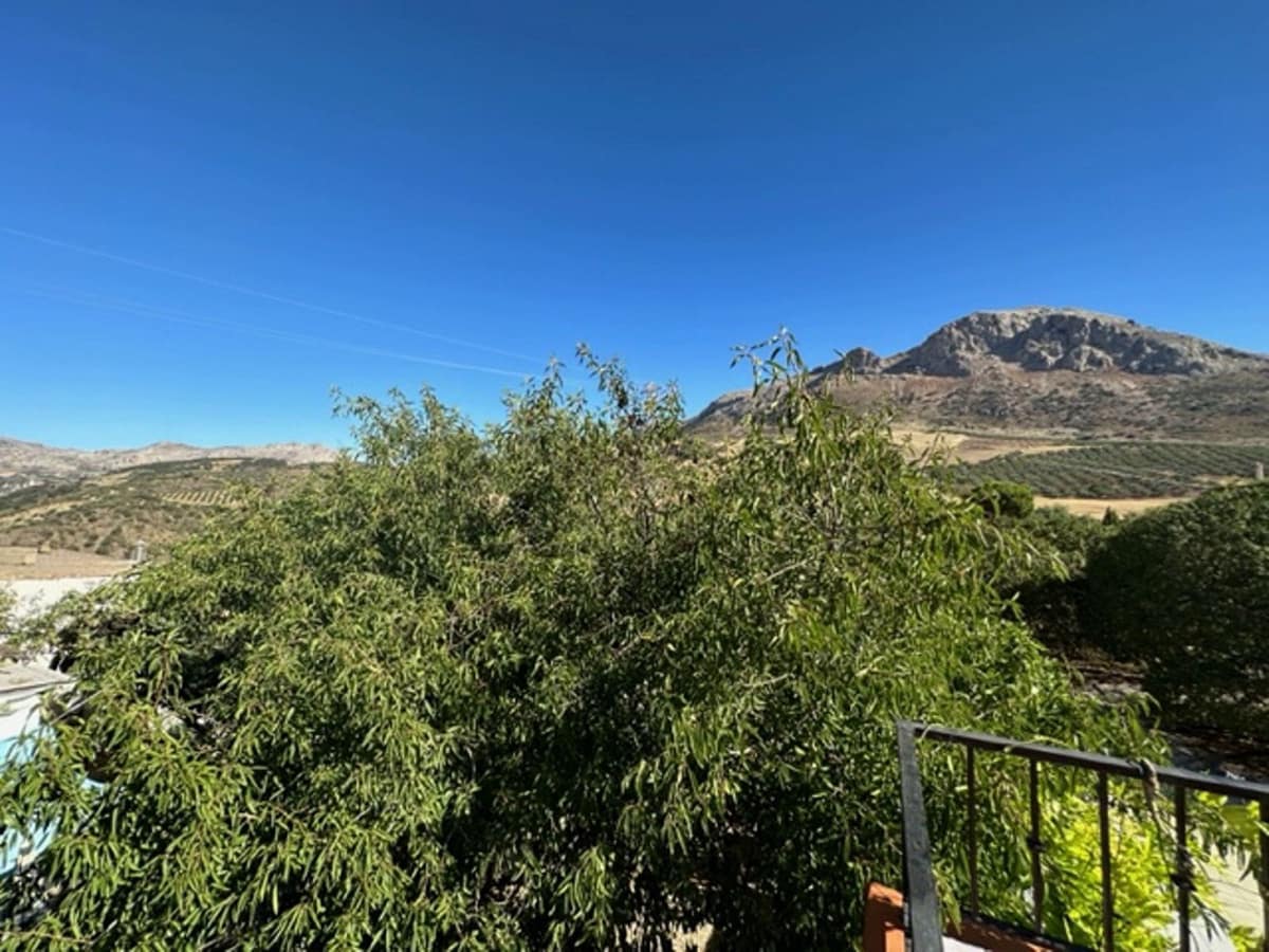 4 soveværelse Hotel til salg i Antequera med swimmingpool garage - € 215.000 (Ref: 7697484)