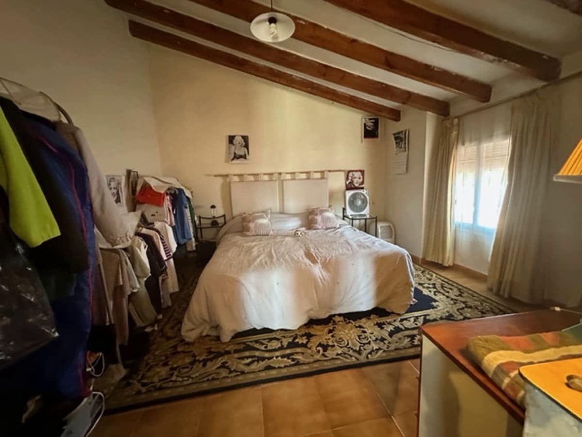 4 soveværelse Hotel til salg i Antequera med swimmingpool garage - € 215.000 (Ref: 7697484)
