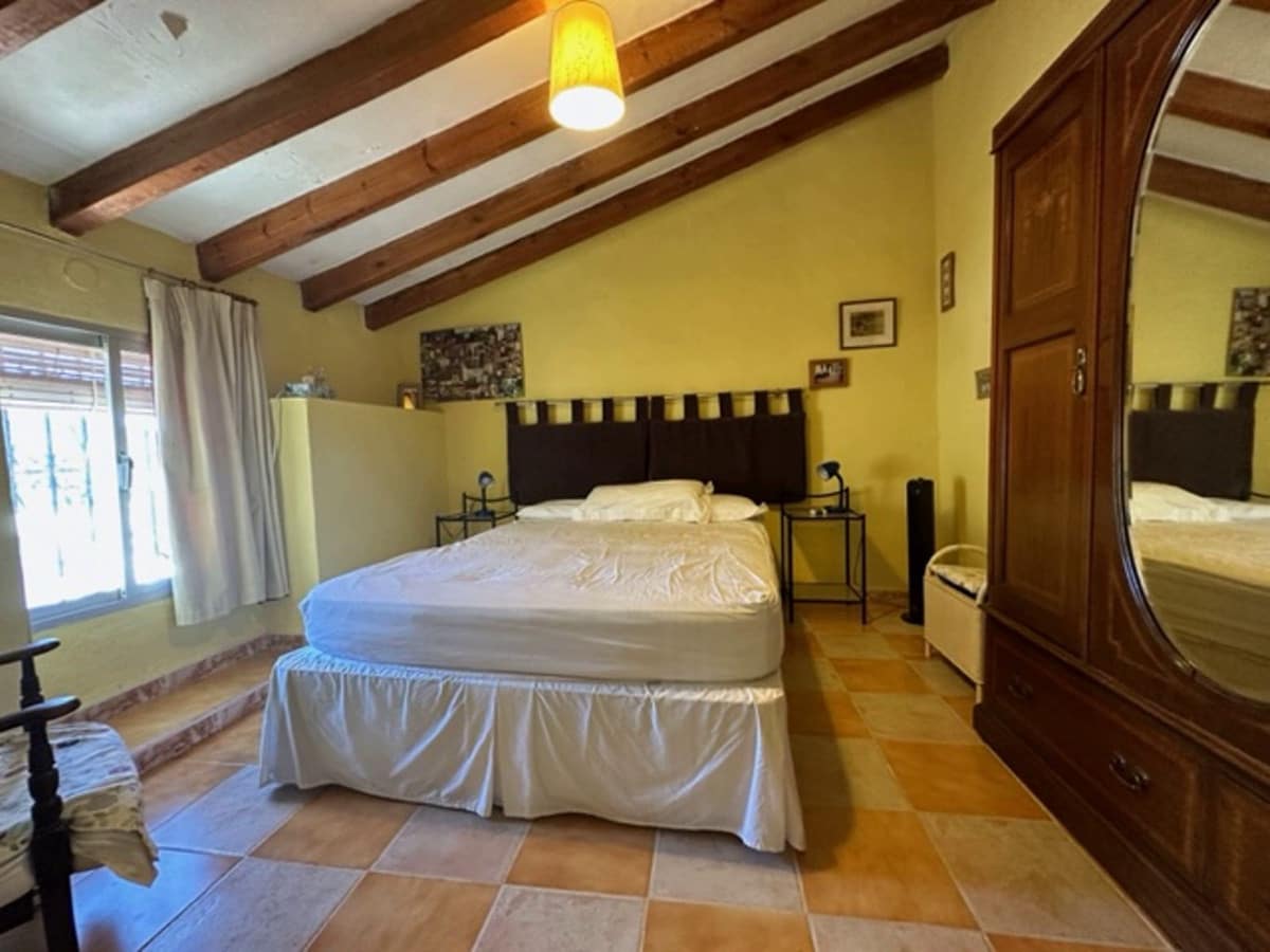 4 soveværelse Hotel til salg i Antequera med swimmingpool garage - € 215.000 (Ref: 7697484)