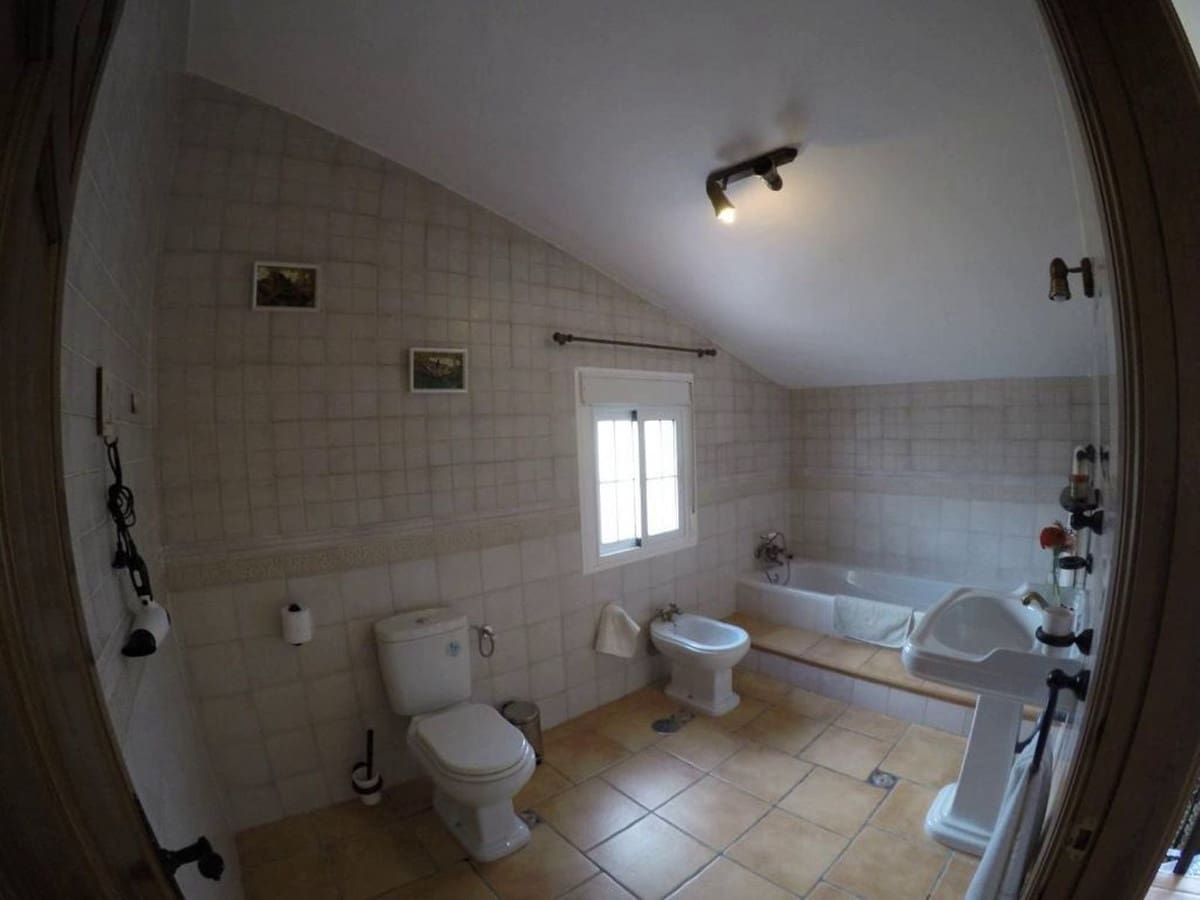 5 soveværelse Erhverv til salg i Antequera med swimmingpool garage - € 483.000 (Ref: 8055819)