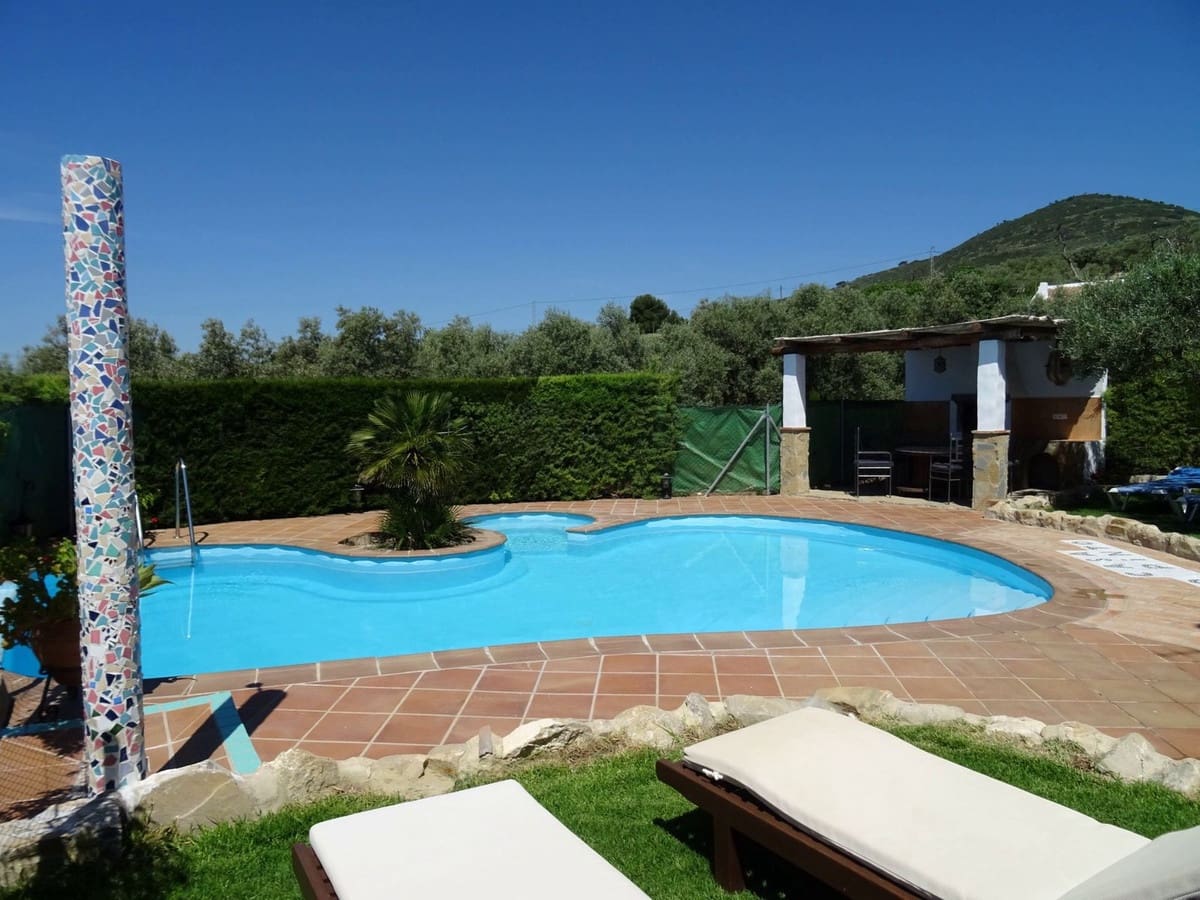 5 soveværelse Erhverv til salg i Antequera med swimmingpool garage - € 483.000 (Ref: 8055819)