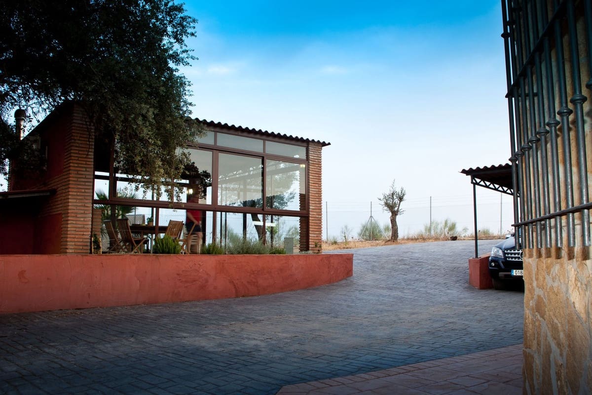 5 quarto Comercial para venda em Alora com piscina garagem - 1 200 000 € (Ref: 8067075)