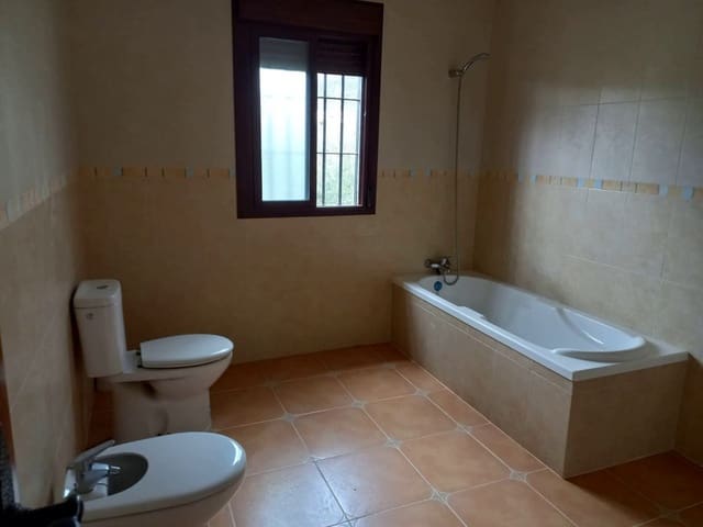 7 sypialnia Hotel na sprzedaż w Villanueva de la Concepcion z garażem - 650 000 € (Ref: 8083082)