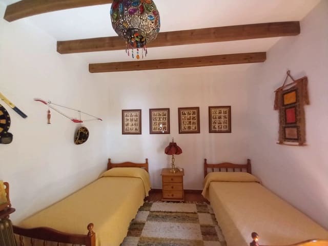 Finca/Casa Rural de 3 habitaciones en Arenas en venta con piscina garaje - 500.000 € (Ref: 8083085)