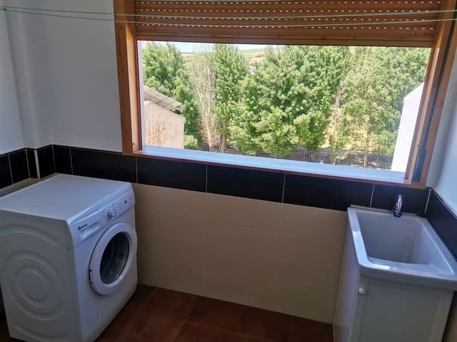 5 soverom Kommersiell til salgs i La Joya, Antequera - € 120 000 (Ref: 8113429)