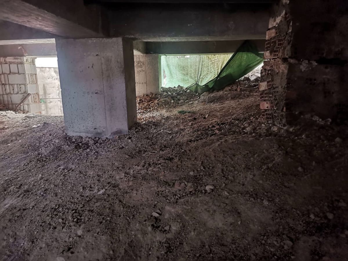 5 bedroom Commercial for sale in La Joya - € 120,000 (Ref: 8113429)