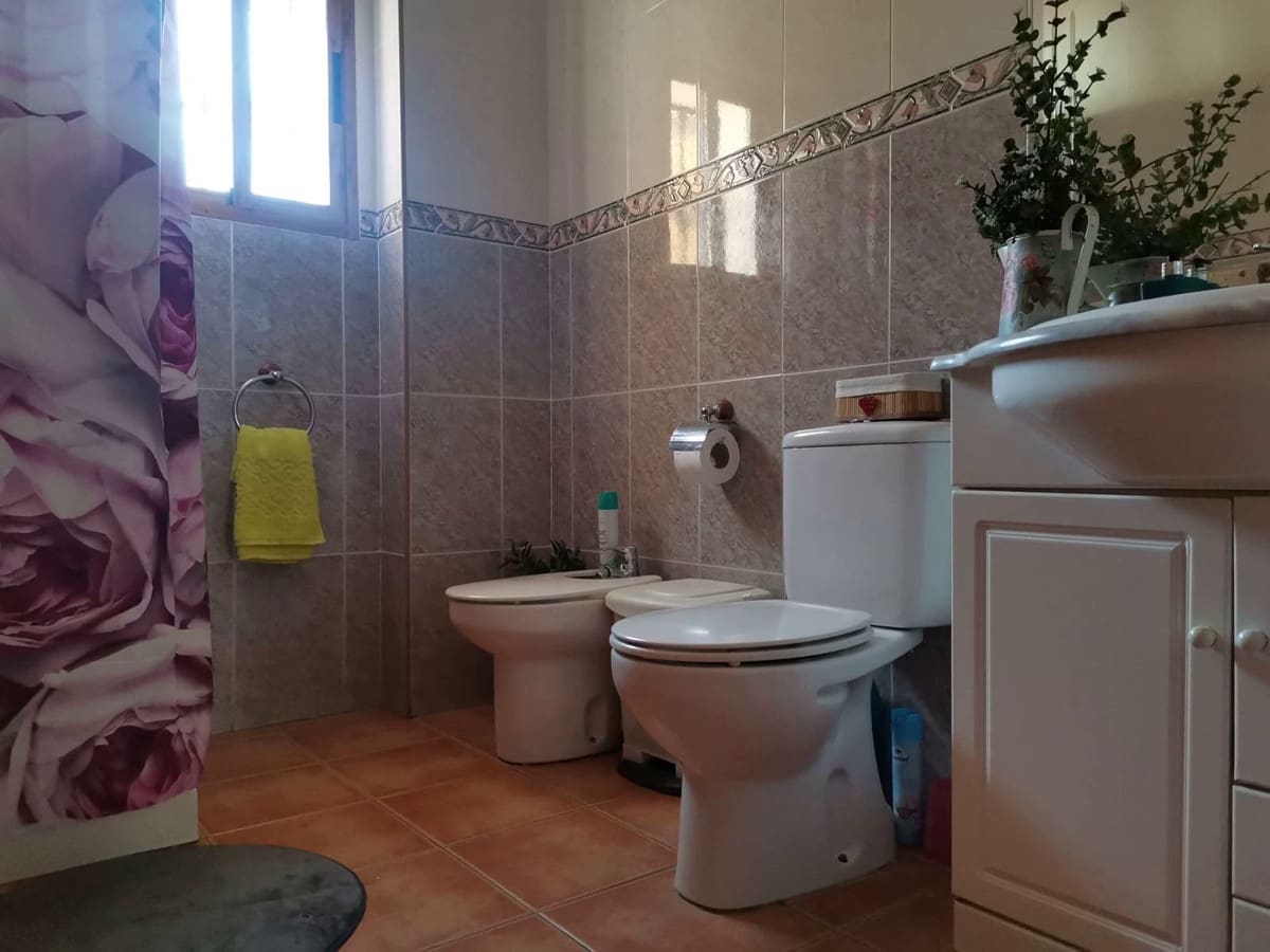 5 bedroom Commercial for sale in La Joya - € 120,000 (Ref: 8113429)