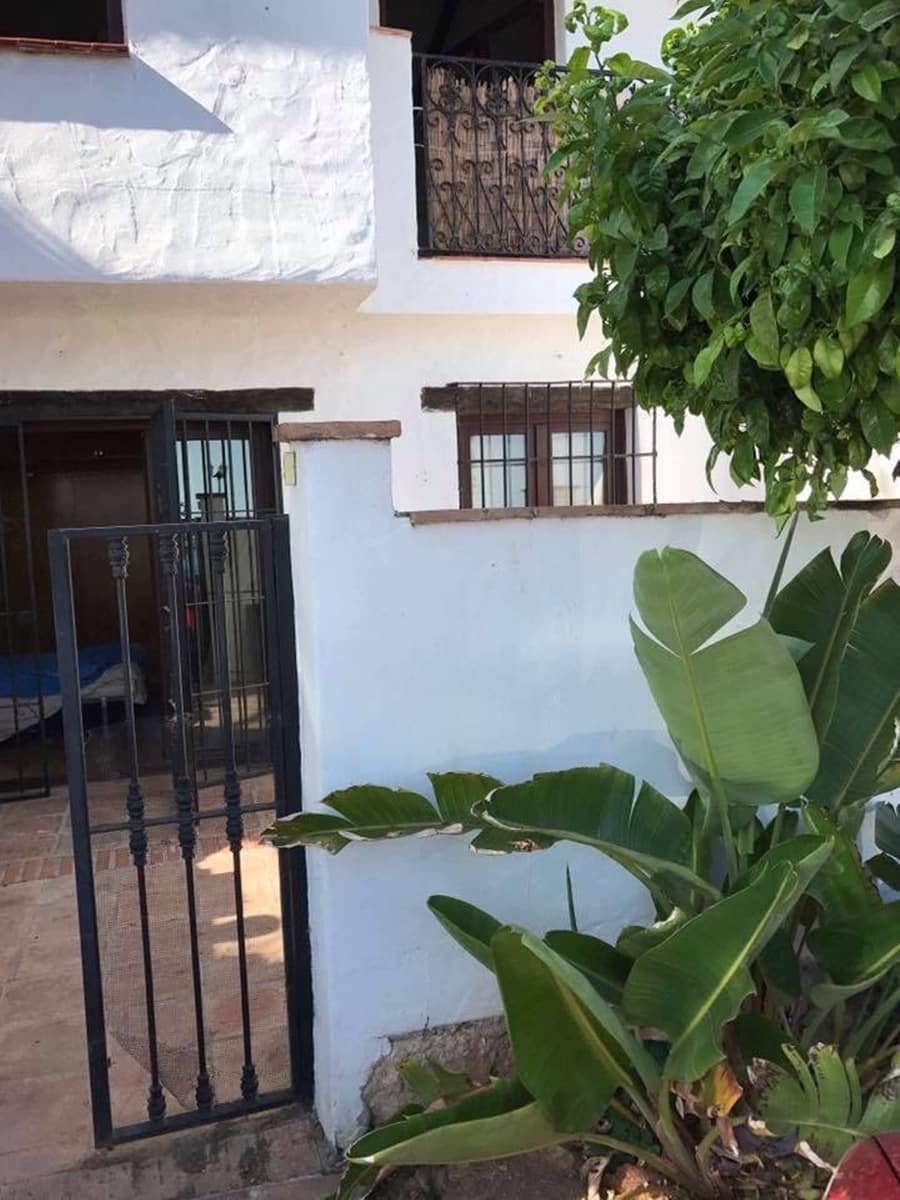 2 soverom Hus til salgs i La Atalaya med svømmebasseng garasje - € 245 000 (Ref: 8210588)