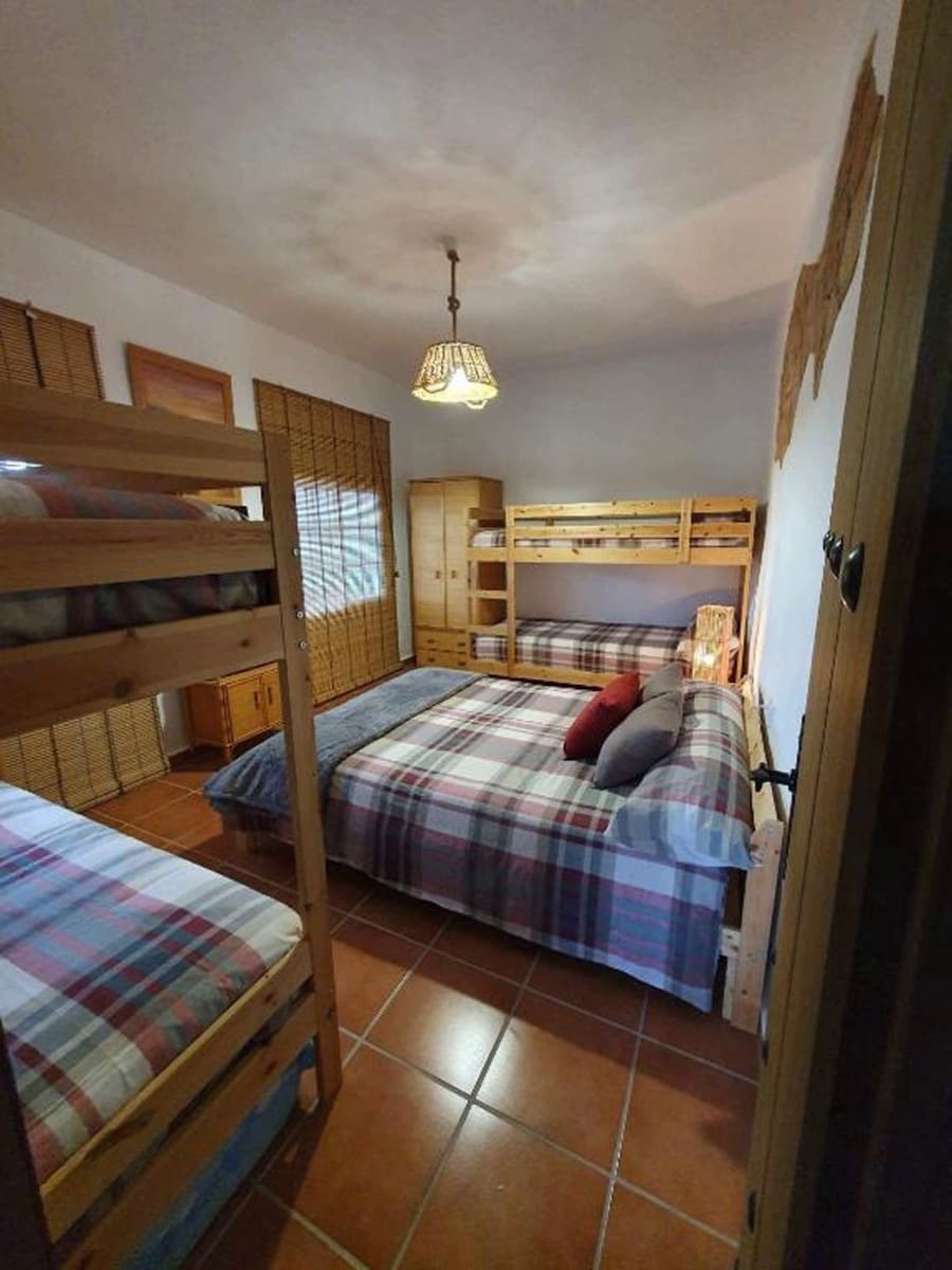 2 soveværelse Finca/Landehus til salg i El Chorro med swimmingpool garage - € 449.000 (Ref: 8329316)