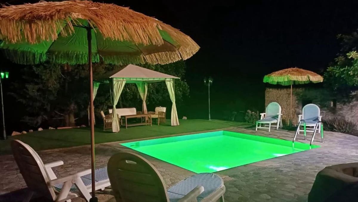 2 soveværelse Finca/Landehus til salg i El Chorro med swimmingpool garage - € 449.000 (Ref: 8329316)