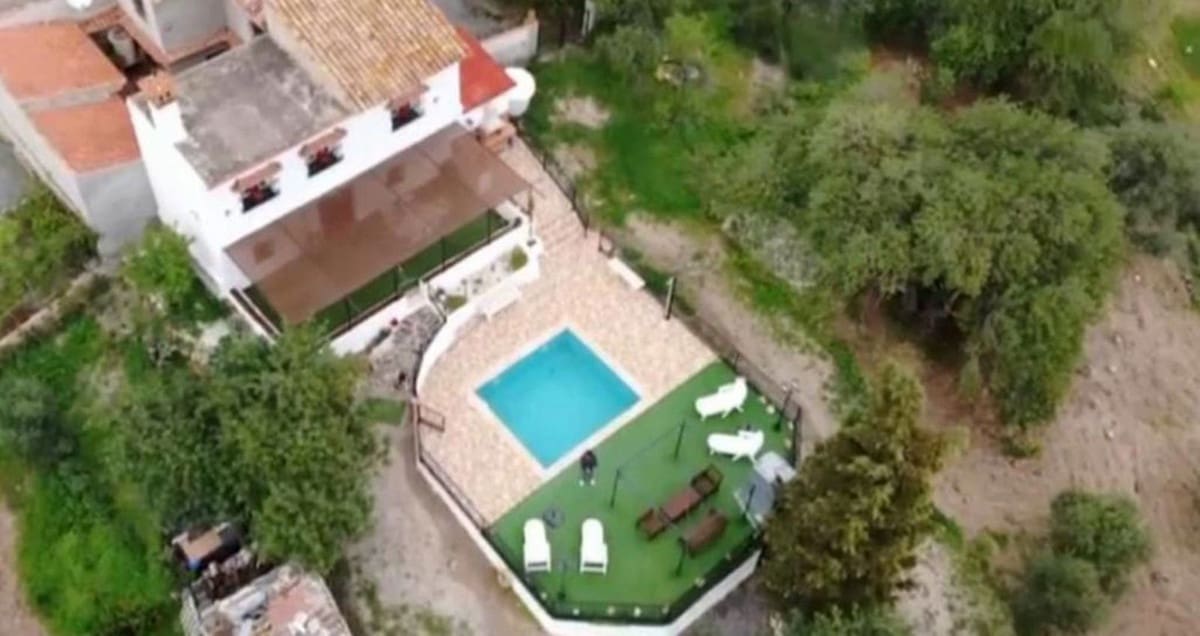 2 soverom Finca/Herregård til salgs i El Chorro med svømmebasseng garasje - € 449 000 (Ref: 8329316)