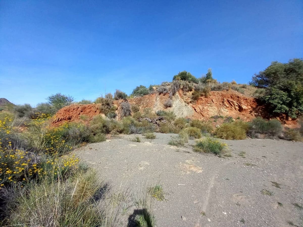 Comercial para venda em Puerto de la Torre com garagem - 48 000 € (Ref: 8479706)