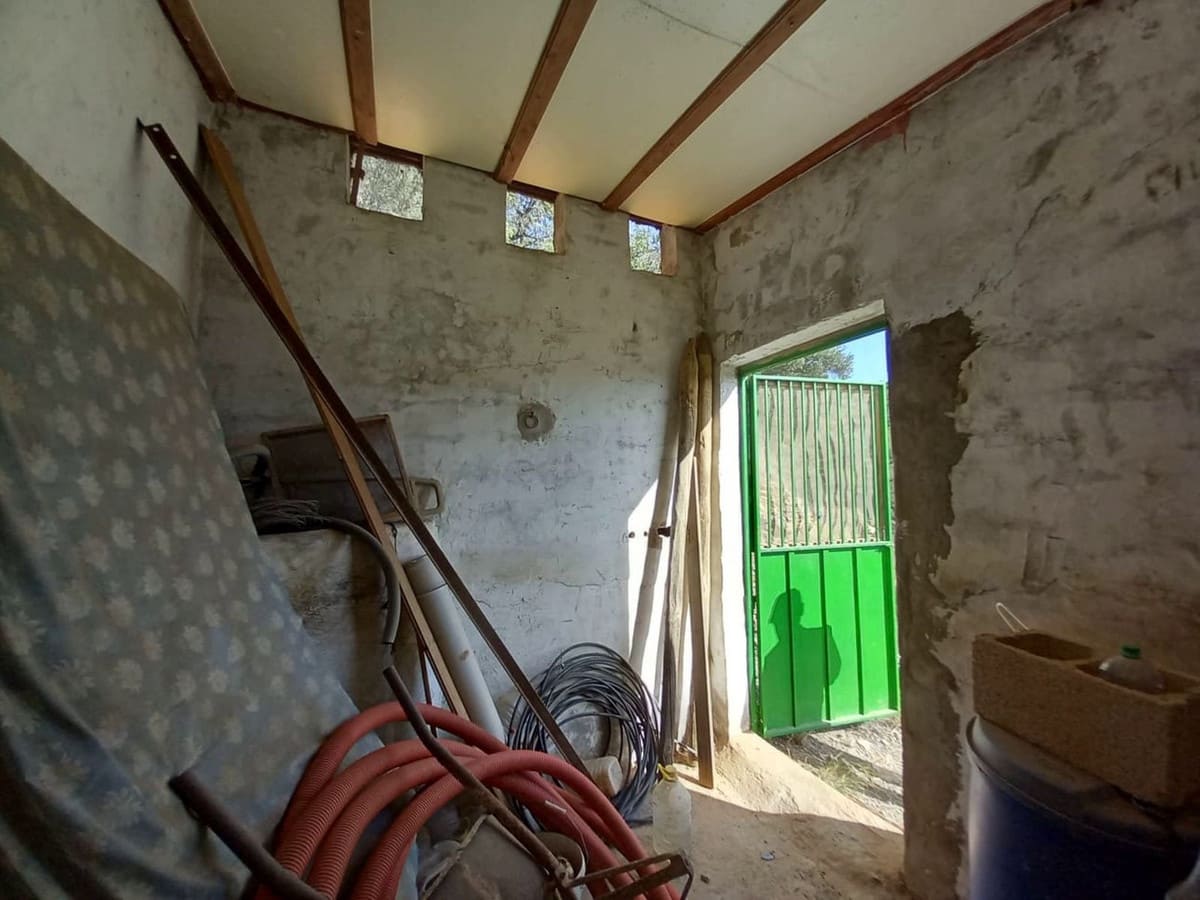 Commercieel te koop in Puerto de la Torre met garage - € 48.000 (Ref: 8479706)