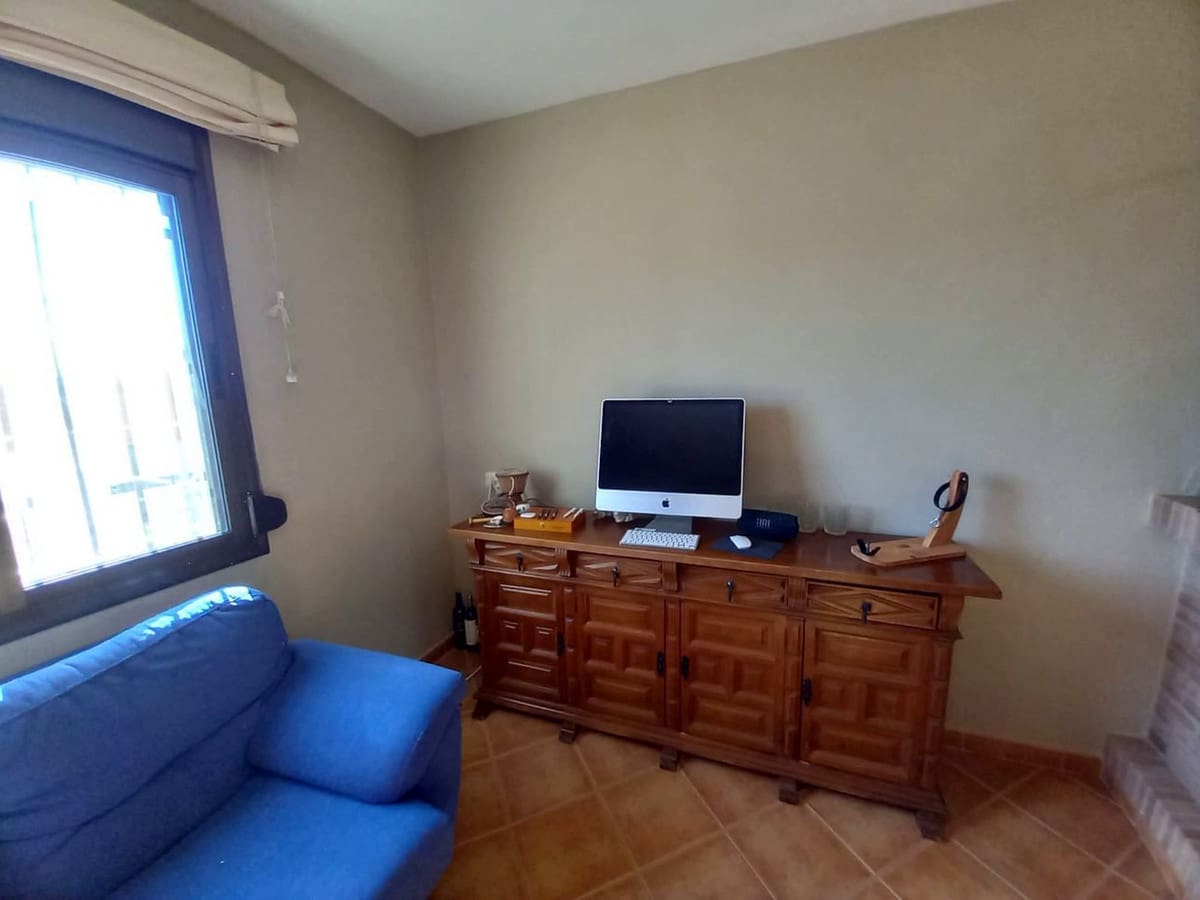 3 bedroom Finca/Country House for sale in Villanueva de la Concepcion with garage - € 325,000 (Ref: 8537538)