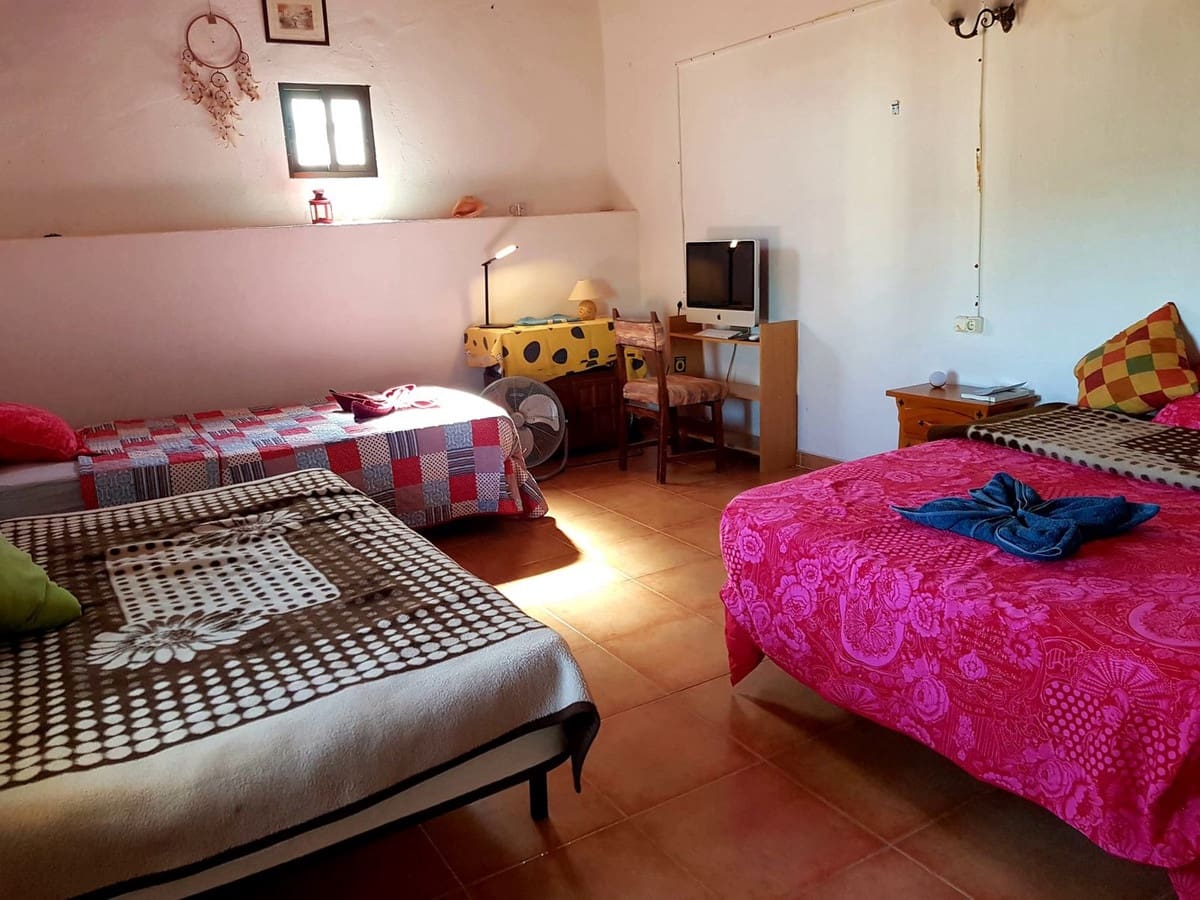 3 bedroom Finca/Country House for sale in Villanueva de la Concepcion with garage - € 325,000 (Ref: 8537538)