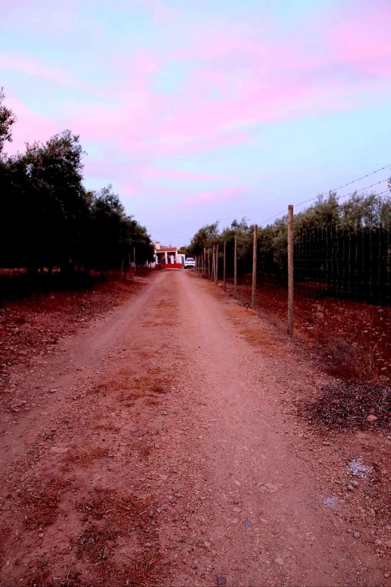 3 bedroom Finca/Country House for sale in Villanueva de la Concepcion with garage - € 325,000 (Ref: 8537538)