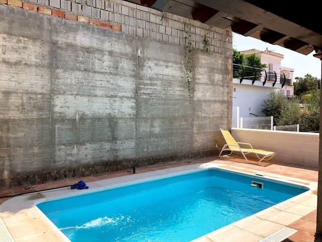 4 bedroom Villa for sale in Coín with pool garage - € 475,000 (Ref: 8583219)