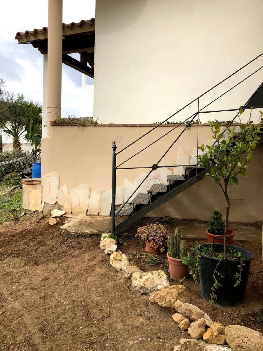 4 bedroom Villa for sale in Coin with pool garage - € 475,000 (Ref: 8583219)