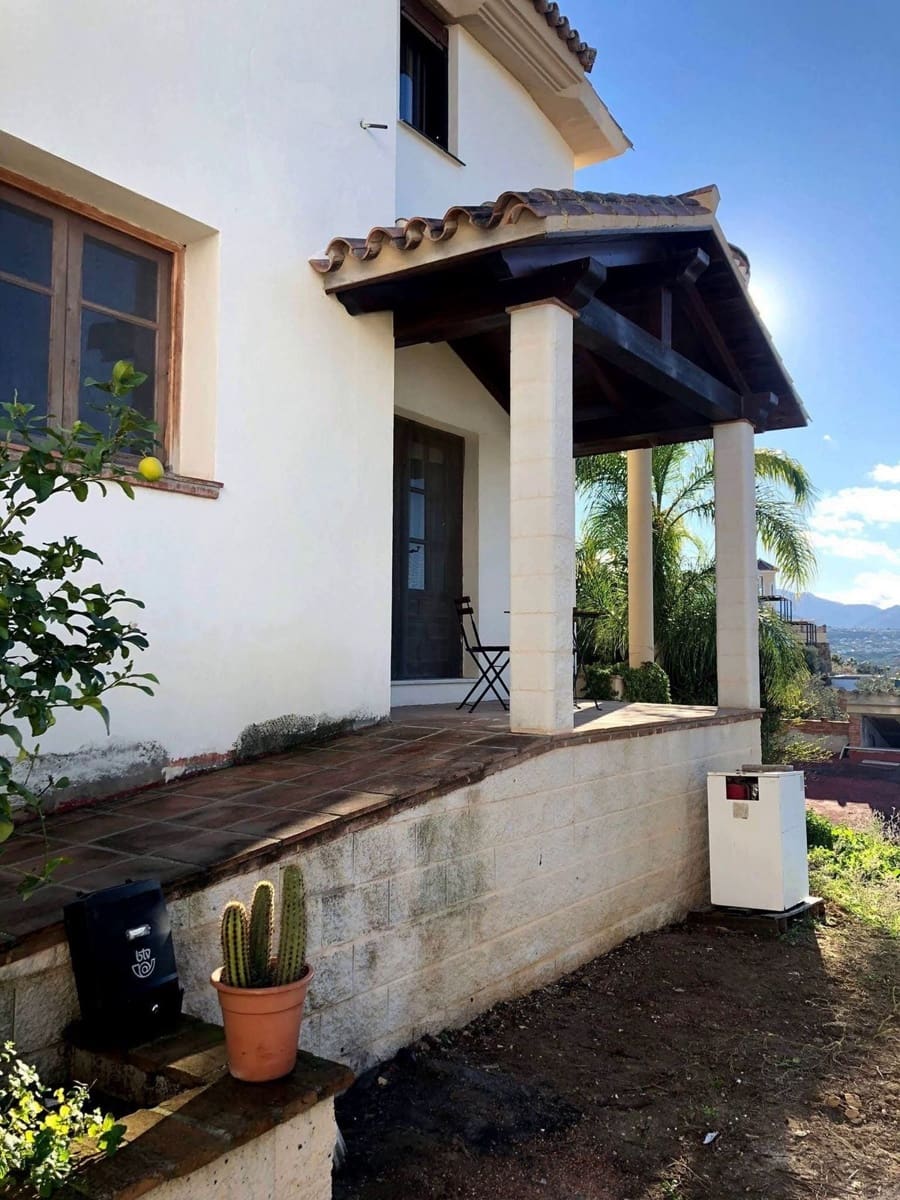 4 slaapkamer Villa te koop in Coin met zwembad garage - € 475.000 (Ref: 8583219)