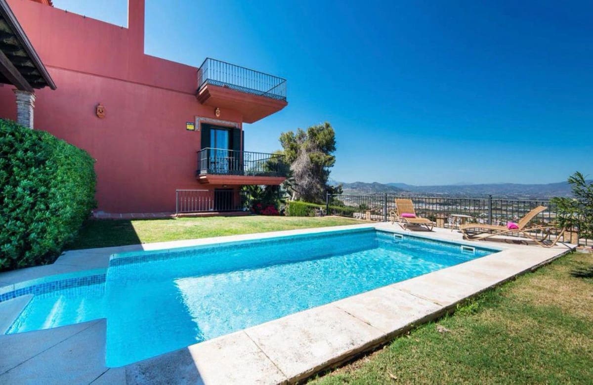 7 soveværelse Erhverv til salg i Alhaurin de la Torre med swimmingpool garage - € 840.000 (Ref: 8607366)