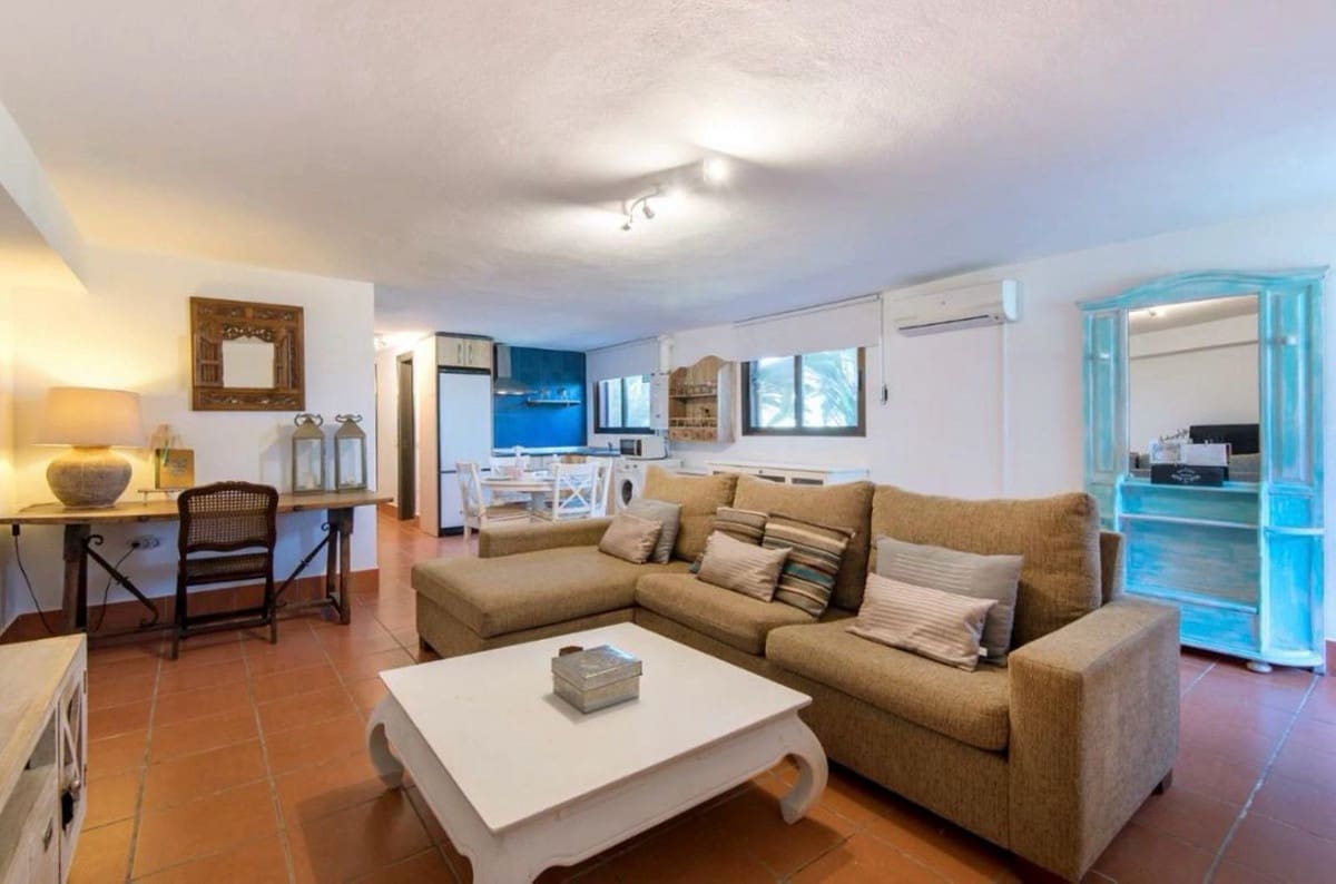 7 soveværelse Erhverv til salg i Alhaurin de la Torre med swimmingpool garage - € 840.000 (Ref: 8607366)