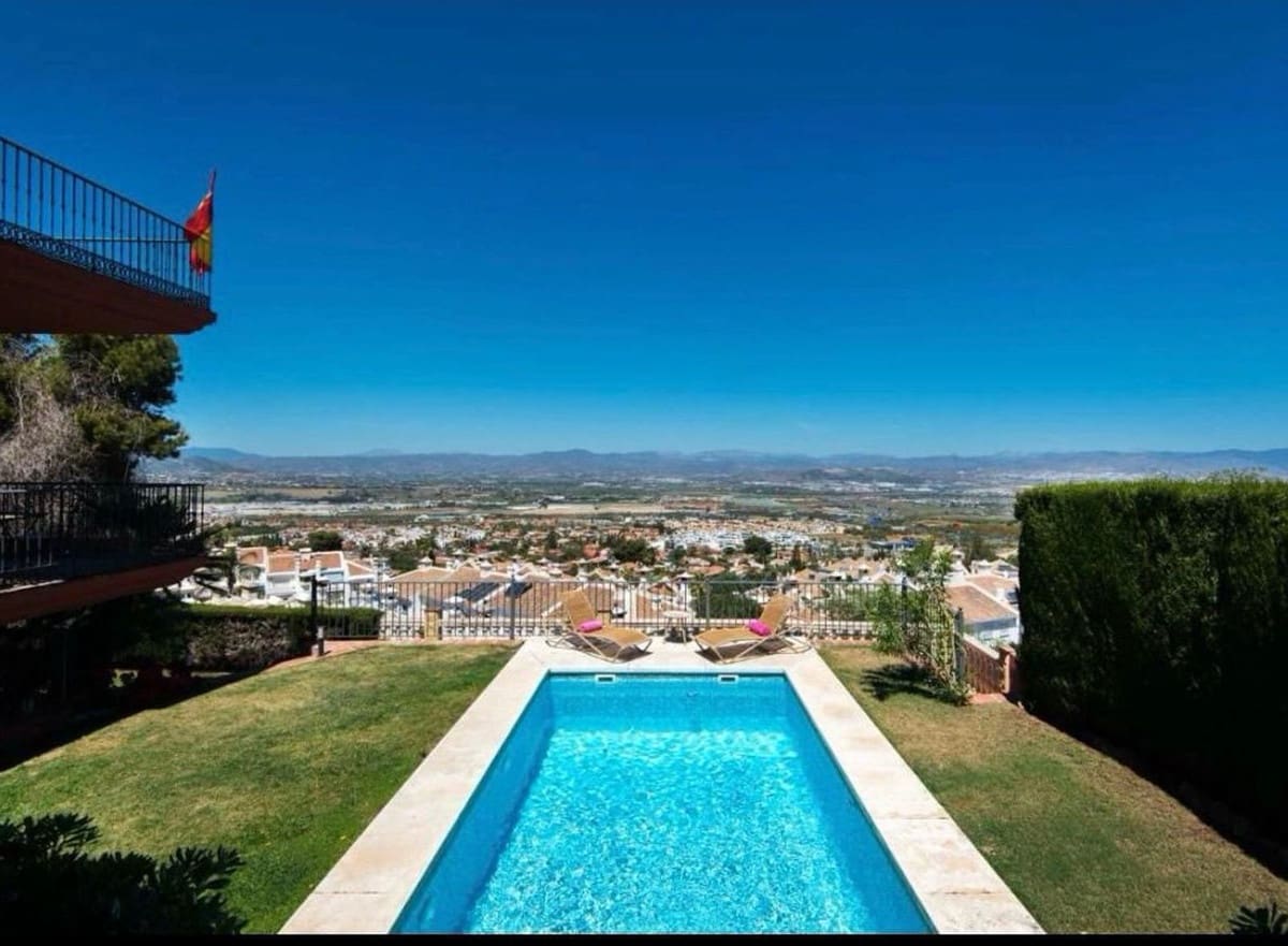 7 soveværelse Erhverv til salg i Alhaurin de la Torre med swimmingpool garage - € 840.000 (Ref: 8607366)