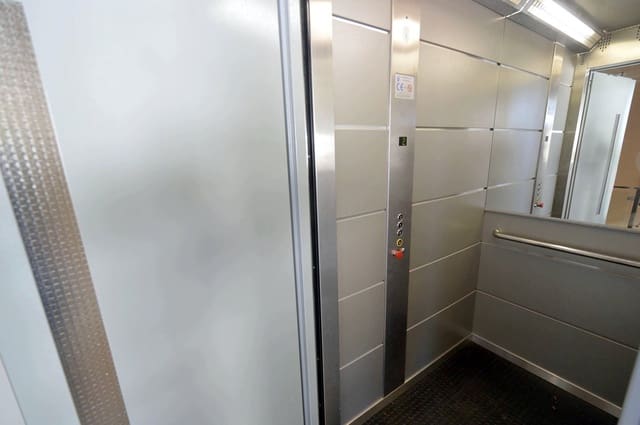 5 bedroom Villa for sale in Mijas with pool garage - € 895,000 (Ref: 8607589)