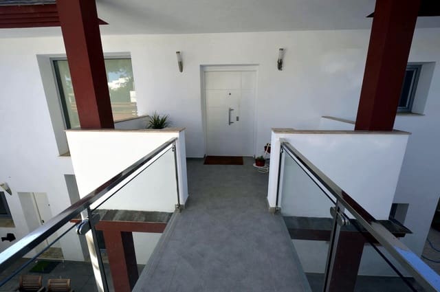 5 soverom Villa til salgs i Mijas med svømmebasseng garasje - € 895 000 (Ref: 8607589)